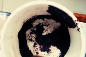Ateities spėjimas ant kavos tirščių – ateities interpretacija per likimo linijas ir ženklus